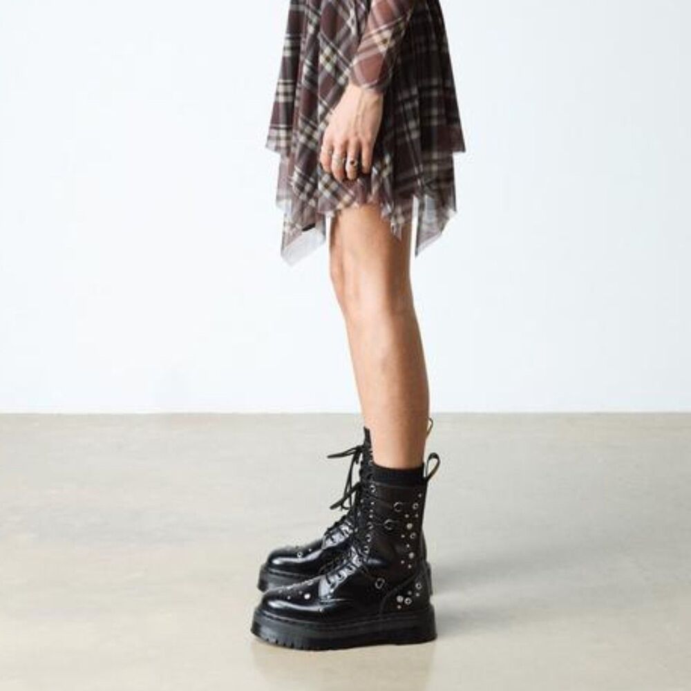 Dr. Martens Jadon Hi HDW Studded Black Buttero Leather Platform Boots UK 7 NIB - Picture 13 of 13